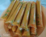 Foto langkah ke 5 dari resep Sosis Egg Roll Simple.
