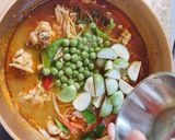 รูปขั้นตอนการทำที่ 3 ของ แกงป่าไก่หน่อไม้ดอง By แม่บ้าน