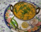 A picture of step 6 of Methi pithla jowar green garlic bhakri and thecha village style.