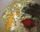 A picture of step 3 of Bharwa bhindi in dahi kadi.