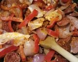A picture of step 2 of Chorizo and chicken wrap.