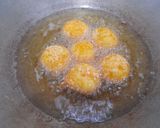 Foto langkah ke 7 dari resep Bola-Bola Kentang Keju (Potato Cheese Balls).