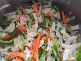 हक्का नूडल्स (hakka noodle recipe in marathi)