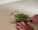 Foto del paso 1 de la receta: Sepia con espárragos verdes