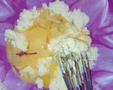 A picture of step 3 of Semovita cake.