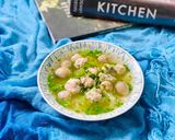 Hình bước làm 4 của món Canh Dưa Hấu Non Nấu Giò Sống Nấm Rơm