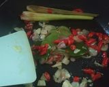 Foto langkah ke 1 dari resep 11. Nasi Liwet Rice Cooker.