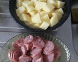 Foto do passo 1 de Batata com calabresa na pressão