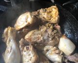 Foto del paso 1 de la receta: Pollo al verdeos con papas!!!😋