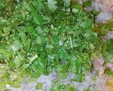 A picture of step 3 of Kachai qeemai kai kabab.