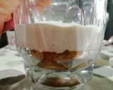 Foto del paso 8 de la receta: Tarta de queso con compota de fresa (receta fría)