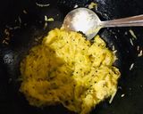 A picture of step 1 of Kacche aam ki Chutney.