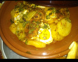 صورة لخطوة 1 من وصفة طاجين الدجاج والبطاطا🍗🍪