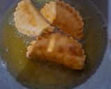 Foto langkah ke 11 dari resep Kulit Pastel Tanpa Telur Isi Makaroni Kentang Wortel Telur.