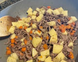Foto del paso 4 de la receta: Fideos guisados con carne y verduras