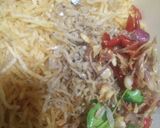 Foto langkah ke 6 dari resep Kering kentang teri bumbu iris.
