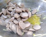 Foto langkah ke 2 dari resep Baso asam manis pedas lada hitam.