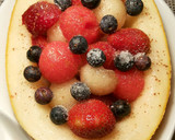 Foto del paso 5 de la receta: Melón relleno de frutas de temporada