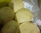 Foto langkah ke 3 dari resep Pizza teflon mini simple.