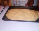 A picture of step 4 of Pizza pie.
