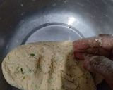 A picture of step 4 of गुजराती लौकी के थेपला (louki ke thepla recipe in hindi).