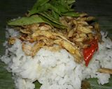 Foto langkah ke 8 dari resep Nasi bakar ayam suir.