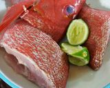 Foto langkah ke 1 dari resep Asem-asem Kakap Merah.
