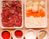 A picture of step 1 of Hungarian Beef Stew: One-Pot Delicious Lunchbox Dish.