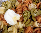 Foto del paso 4 de la receta: Trottole vegetales a lo pobre en salsa de setas