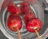 Foto langkah ke 4 dari resep Tanghulu Strawberry.
