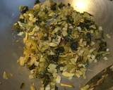 酸菜炒麵腸食譜步驟3照片