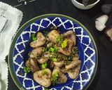 A picture of step 5 of Garlicky Stir Fried Water Chestnut.