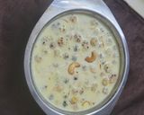A picture of step 3 of मखाना खीर.