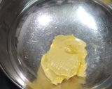 A picture of step 2 of Mango cake.