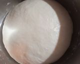 A picture of step 2 of Pizza Buns.