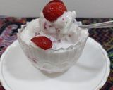 A picture of step 6 of Strawberries ice cream.