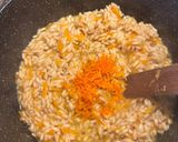 Foto del passaggio 5 della ricetta Risotto arancia, carota e rucola🍊🥕🥬
