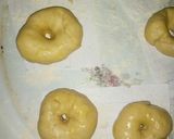 A picture of step 1 of Doughnut 2.