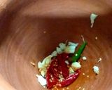 รูปขั้นตอนการทำที่ 2 ของ ส้มตำไทยใส่ไข่เค็ม