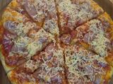 Pizza Keluarga
