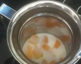 A picture of step 1 of Mango milkshake.