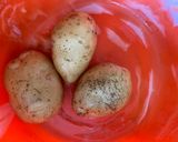صورة لخطوة 1 من وصفة 🥔 بطاطس بالفرن