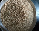 તલ ની ચીકી(Tal Chikki Recipe in Gujarati) રેસીપી સ્ટેપ1ફોટો