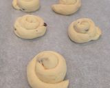 Foto del paso 6 de la receta Trenzas y caracolas de pan dulce con pepitas de chocolate 🎄