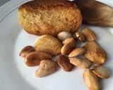 Foto del paso 1 de la receta: Muslitos de pollo almendrados con macarrones