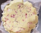 A picture of step 2 of Quiche Lorraine.