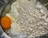 Foto del paso 1 de la receta: Miniaperitivo con bonito del norte (I): Blini con bonito y cebolla caramelizada