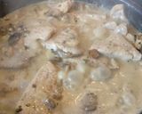 Tejszínes gombás karajszeletek recept fázis 4 fotója