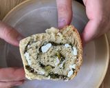 Foto del passaggio 4 della ricetta Tortano vegetariano con pasta madre e olio d'oliva