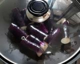 A picture of step 4 of Chilled Eggplant with Garlic Sauce.